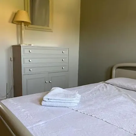Pine Xenia Holiday home