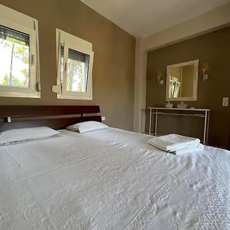 Holiday home Pine Xenia