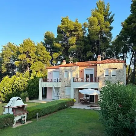 Pine Xenia Holiday home